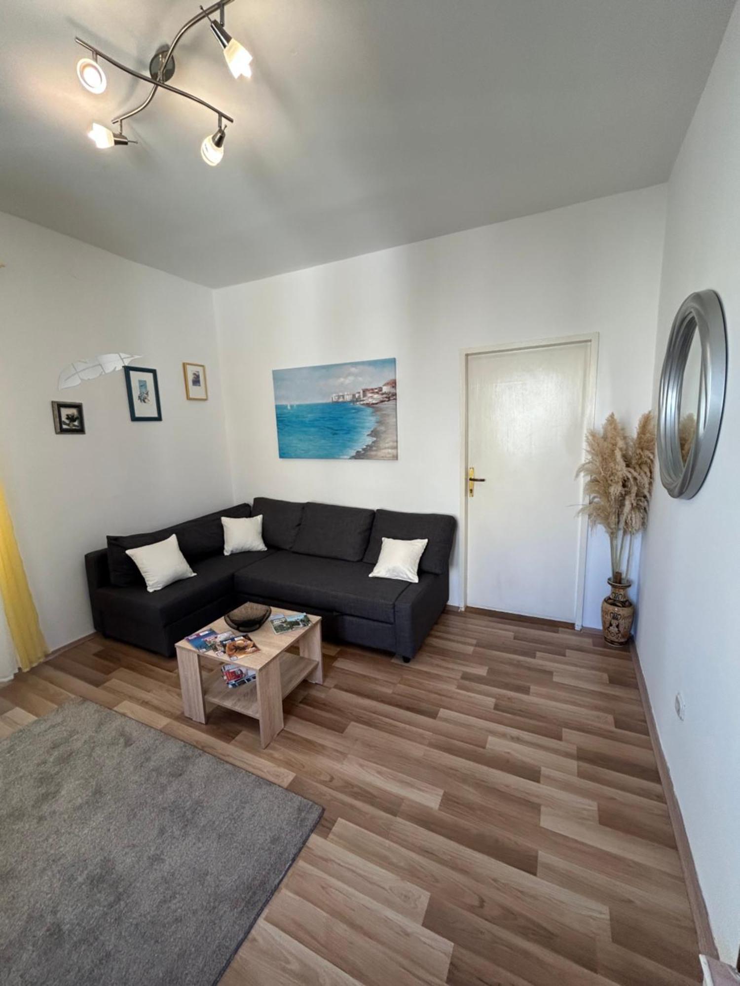 Nilaj Apartment Split Exterior photo